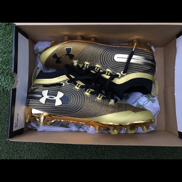 Size 9 under armour gold spotlight cleats. - Picture 6 of 7